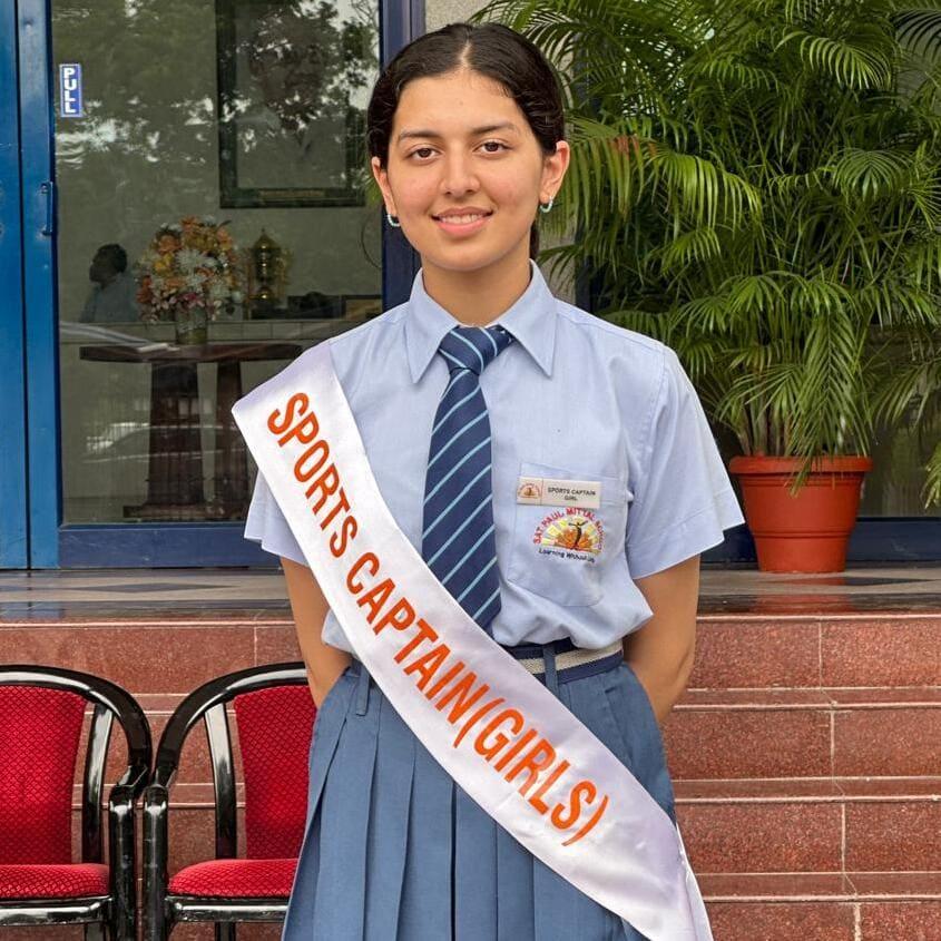 Vaasvi Singal wearing 'Sports Captain' sash